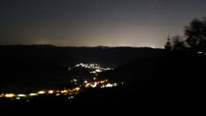Dieses Bild zeigt eine Webcam-Aufnahme vom Achertal, aufgenommen am Freitag, den 14.08.2026 um 02:30 Uhr. Die Temperatur betrug 24.9°C.