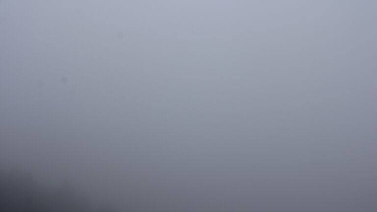 Dieses Bild zeigt eine Webcam-Aufnahme vom Achertal, aufgenommen am Dienstag, den 23.09.2025 um 12:10 Uhr. Die Temperatur betrug 5°C.