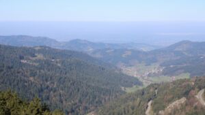 Dieses Bild zeigt eine Webcam-Aufnahme vom Achertal, aufgenommen am Mittwoch, den 15.04.2026 um 09:40 Uhr. Die Temperatur betrug 5.9°C.