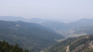 Dieses Bild zeigt eine Webcam-Aufnahme vom Achertal, aufgenommen am Montag, den 09.03.2026 um 10:50 Uhr. Die Temperatur betrug 10.4°C.