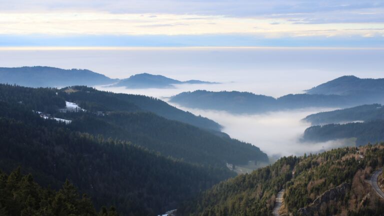 Dieses Bild zeigt eine Webcam-Aufnahme vom Achertal, aufgenommen am Freitag, den 23.01.2026 um 15:30 Uhr. Die Temperatur betrug 8.2°C.