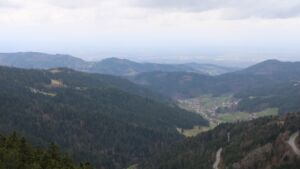 Dieses Bild zeigt eine Webcam-Aufnahme vom Achertal, aufgenommen am Mittwoch, den 11.03.2026 um 14:00 Uhr. Die Temperatur betrug 6.2°C.