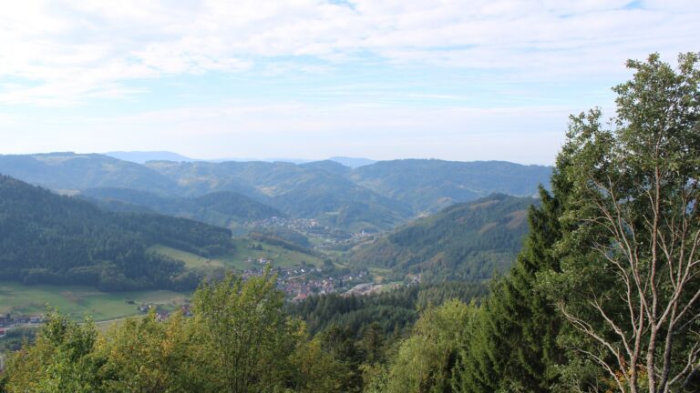 Dieses Bild zeigt eine Webcam-Aufnahme vom Achertal, aufgenommen am Mittwoch, den 30.09.2026 um 10:40 Uhr. Die Temperatur betrug 26.9°C.