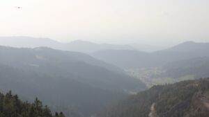 Dieses Bild zeigt eine Webcam-Aufnahme vom Achertal, aufgenommen am Montag, den 09.03.2026 um 16:10 Uhr. Die Temperatur betrug 11°C.