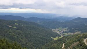 Dieses Bild zeigt eine Webcam-Aufnahme vom Achertal, aufgenommen am Montag, den 15.09.2025 um 11:30 Uhr. Die Temperatur betrug 14.6°C.