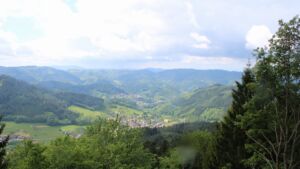 Dieses Bild zeigt eine Webcam-Aufnahme vom Achertal, aufgenommen am Samstag, den 16.05.2026 um 12:40 Uhr. Die Temperatur betrug 6.1°C.