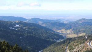 Dieses Bild zeigt eine Webcam-Aufnahme vom Achertal, aufgenommen am Donnerstag, den 15.01.2026 um 12:20 Uhr. Die Temperatur betrug 5.3°C.