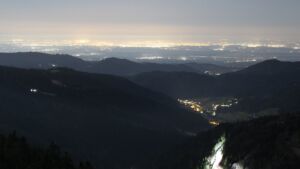 Dieses Bild zeigt eine Webcam-Aufnahme vom Achertal, aufgenommen am Donnerstag, den 05.03.2026 um 05:10 Uhr. Die Temperatur betrug 5.2°C.