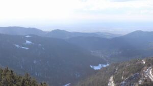 Dieses Bild zeigt eine Webcam-Aufnahme vom Achertal, aufgenommen am Mittwoch, den 01.04.2026 um 17:20 Uhr. Die Temperatur betrug 2°C.