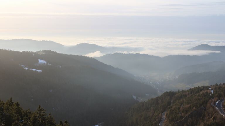 Dieses Bild zeigt eine Webcam-Aufnahme vom Achertal, aufgenommen am Samstag, den 31.01.2026 um 16:30 Uhr. Die Temperatur betrug 5.6°C.