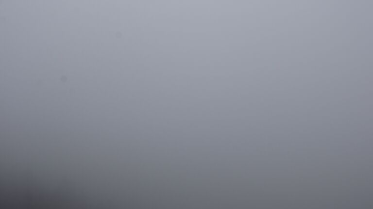 Dieses Bild zeigt eine Webcam-Aufnahme vom Achertal, aufgenommen am Montag, den 06.10.2025 um 12:10 Uhr. Die Temperatur betrug 4.7°C.