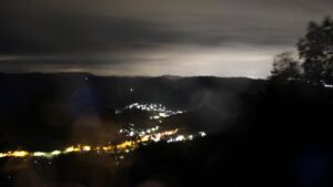 Dieses Bild zeigt eine Webcam-Aufnahme vom Achertal, aufgenommen am Samstag, den 13.06.2026 um 00:00 Uhr. Die Temperatur betrug 13.2°C.