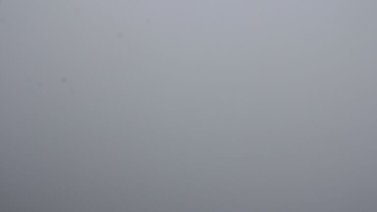 Dieses Bild zeigt eine Webcam-Aufnahme vom Achertal, aufgenommen am Montag, den 13.04.2026 um 15:20 Uhr. Die Temperatur betrug 4.8°C.