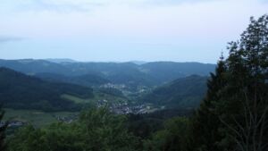 Dieses Bild zeigt eine Webcam-Aufnahme vom Achertal, aufgenommen am Dienstag, den 19.05.2026 um 05:30 Uhr. Die Temperatur betrug 7.7°C.