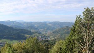 Dieses Bild zeigt eine Webcam-Aufnahme vom Achertal, aufgenommen am Mittwoch, den 30.09.2026 um 10:20 Uhr. Die Temperatur betrug 26.6°C.