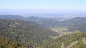 Dieses Bild zeigt eine Webcam-Aufnahme vom Achertal, aufgenommen am Donnerstag, den 30.04.2026 um 09:40 Uhr. Die Temperatur betrug 5.1°C.