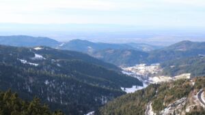 Dieses Bild zeigt eine Webcam-Aufnahme vom Achertal, aufgenommen am Dienstag, den 13.01.2026 um 14:10 Uhr. Die Temperatur betrug 7.1°C.