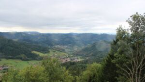 Dieses Bild zeigt eine Webcam-Aufnahme vom Achertal, aufgenommen am Freitag, den 18.09.2026 um 15:20 Uhr. Die Temperatur betrug 12.6°C.