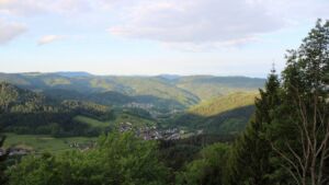 Dieses Bild zeigt eine Webcam-Aufnahme vom Achertal, aufgenommen am Sonntag, den 17.05.2026 um 06:40 Uhr. Die Temperatur betrug 5.8°C.