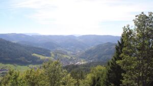 Dieses Bild zeigt eine Webcam-Aufnahme vom Achertal, aufgenommen am Mittwoch, den 23.09.2026 um 15:20 Uhr. Die Temperatur betrug 21.1°C.