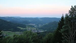 Dieses Bild zeigt eine Webcam-Aufnahme vom Achertal, aufgenommen am Samstag, den 11.07.2026 um 05:40 Uhr. Die Temperatur betrug 20.9°C.