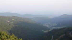 Dieses Bild zeigt eine Webcam-Aufnahme vom Achertal, aufgenommen am Samstag, den 14.06.2025 um 06:30 Uhr. Die Temperatur betrug 23.8°C.