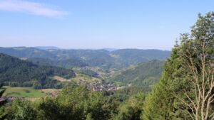 Dieses Bild zeigt eine Webcam-Aufnahme vom Achertal, aufgenommen am Freitag, den 19.06.2026 um 08:40 Uhr. Die Temperatur betrug 30.1°C.