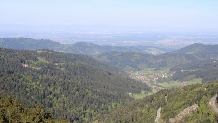 Dieses Bild zeigt eine Webcam-Aufnahme vom Achertal, aufgenommen am Mittwoch, den 29.04.2026 um 09:30 Uhr. Die Temperatur betrug 8.4°C.