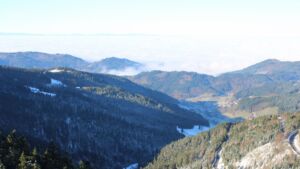 Dieses Bild zeigt eine Webcam-Aufnahme vom Achertal, aufgenommen am Samstag, den 22.11.2025 um 10:00 Uhr. Die Temperatur betrug -3.8°C.