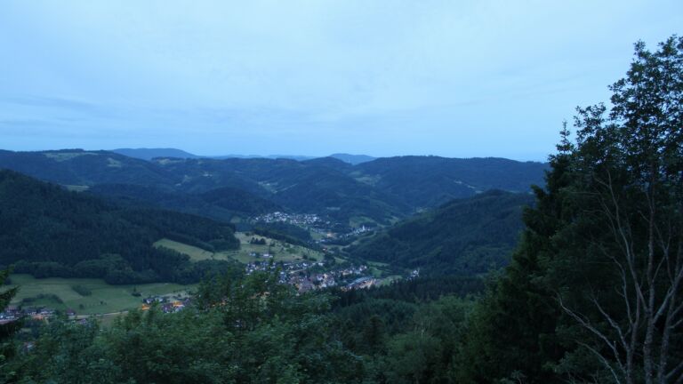 Dieses Bild zeigt eine Webcam-Aufnahme vom Achertal, aufgenommen am Mittwoch, den 10.06.2026 um 05:00 Uhr. Die Temperatur betrug 9.7°C.