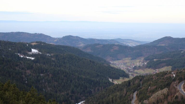 Dieses Bild zeigt eine Webcam-Aufnahme vom Achertal, aufgenommen am Samstag, den 17.01.2026 um 09:10 Uhr. Die Temperatur betrug 6.8°C.