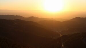 Dieses Bild zeigt eine Webcam-Aufnahme vom Achertal, aufgenommen am Mittwoch, den 08.04.2026 um 19:50 Uhr. Die Temperatur betrug 13.2°C.