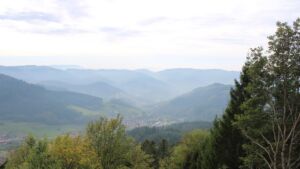 Dieses Bild zeigt eine Webcam-Aufnahme vom Achertal, aufgenommen am Dienstag, den 20.10.2026 um 13:40 Uhr. Die Temperatur betrug 12.5°C.