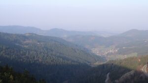 Dieses Bild zeigt eine Webcam-Aufnahme vom Achertal, aufgenommen am Dienstag, den 10.03.2026 um 08:10 Uhr. Die Temperatur betrug 8.2°C.