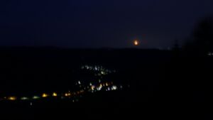 Dieses Bild zeigt eine Webcam-Aufnahme vom Achertal, aufgenommen am Samstag, den 30.05.2026 um 04:10 Uhr. Die Temperatur betrug 17.7°C.