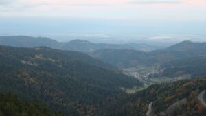 Dieses Bild zeigt eine Webcam-Aufnahme vom Achertal, aufgenommen am Dienstag, den 14.10.2025 um 07:40 Uhr. Die Temperatur betrug 5.4°C.
