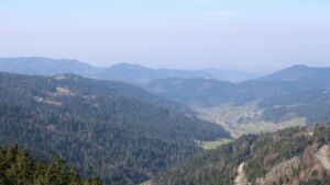 Dieses Bild zeigt eine Webcam-Aufnahme vom Achertal, aufgenommen am Donnerstag, den 19.03.2026 um 11:30 Uhr. Die Temperatur betrug 7.7°C.