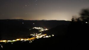 Dieses Bild zeigt eine Webcam-Aufnahme vom Achertal, aufgenommen am Dienstag, den 11.08.2026 um 22:40 Uhr. Die Temperatur betrug 22°C.