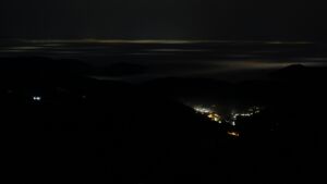 Dieses Bild zeigt eine Webcam-Aufnahme vom Achertal, aufgenommen am Dienstag, den 20.01.2026 um 00:30 Uhr. Die Temperatur betrug 7.8°C.