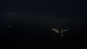 Dieses Bild zeigt eine Webcam-Aufnahme vom Achertal, aufgenommen am Sonntag, den 01.03.2026 um 05:00 Uhr. Die Temperatur betrug 3.3°C.