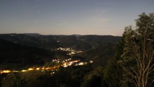 Dieses Bild zeigt eine Webcam-Aufnahme vom Achertal, aufgenommen am Samstag, den 26.09.2026 um 20:40 Uhr. Die Temperatur betrug 20.3°C.