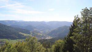 Dieses Bild zeigt eine Webcam-Aufnahme vom Achertal, aufgenommen am Mittwoch, den 23.09.2026 um 16:20 Uhr. Die Temperatur betrug 22.3°C.