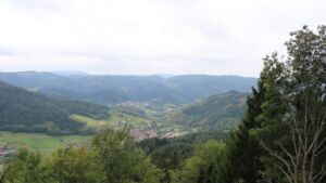 Dieses Bild zeigt eine Webcam-Aufnahme vom Achertal, aufgenommen am Donnerstag, den 24.09.2026 um 11:40 Uhr. Die Temperatur betrug 14.9°C.