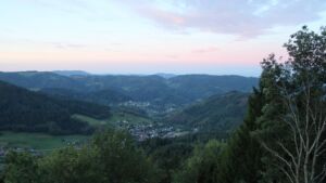 Dieses Bild zeigt eine Webcam-Aufnahme vom Achertal, aufgenommen am Sonntag, den 20.09.2026 um 07:10 Uhr. Die Temperatur betrug 14.9°C.