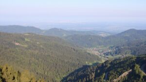 Dieses Bild zeigt eine Webcam-Aufnahme vom Achertal, aufgenommen am Samstag, den 09.05.2026 um 07:40 Uhr. Die Temperatur betrug 10.7°C.