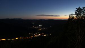 Dieses Bild zeigt eine Webcam-Aufnahme vom Achertal, aufgenommen am Freitag, den 25.09.2026 um 20:20 Uhr. Die Temperatur betrug 17.8°C.