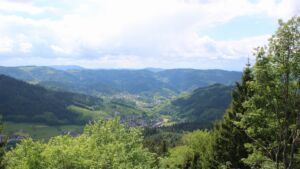 Dieses Bild zeigt eine Webcam-Aufnahme vom Achertal, aufgenommen am Samstag, den 16.05.2026 um 14:20 Uhr. Die Temperatur betrug 9.2°C.