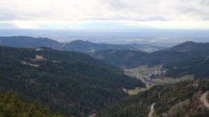 Dieses Bild zeigt eine Webcam-Aufnahme vom Achertal, aufgenommen am Montag, den 23.02.2026 um 16:50 Uhr. Die Temperatur betrug 4.3°C.