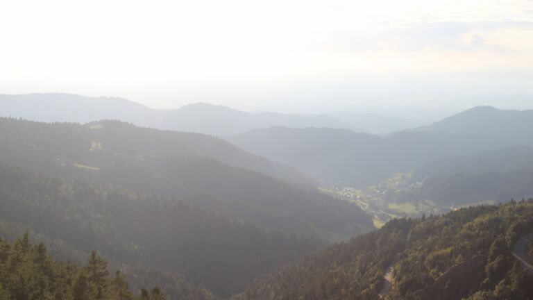 Dieses Bild zeigt eine Webcam-Aufnahme vom Achertal, aufgenommen am Mittwoch, den 10.09.2025 um 18:40 Uhr. Die Temperatur betrug 15.5°C.