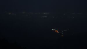 Dieses Bild zeigt eine Webcam-Aufnahme vom Achertal, aufgenommen am Samstag, den 04.04.2026 um 04:00 Uhr. Die Temperatur betrug 3.1°C.